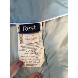 Rest EVERCOOL comforter TWIN 68”x90” blue/light cooling blanket with box